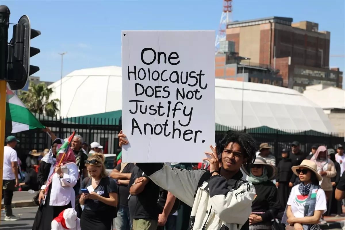 Cape Town'da Gazze Soykırımı Protestosu