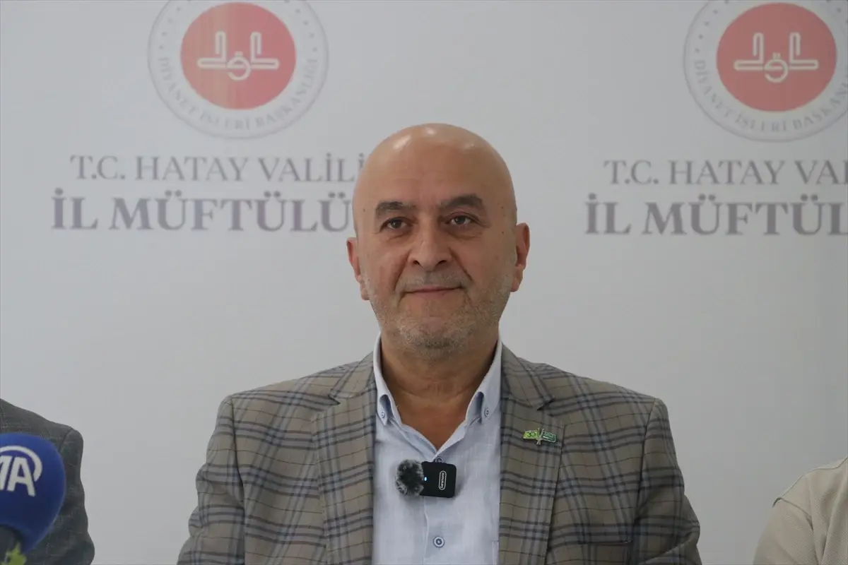 Hatay'da Depremzedelere Toplu Düğün