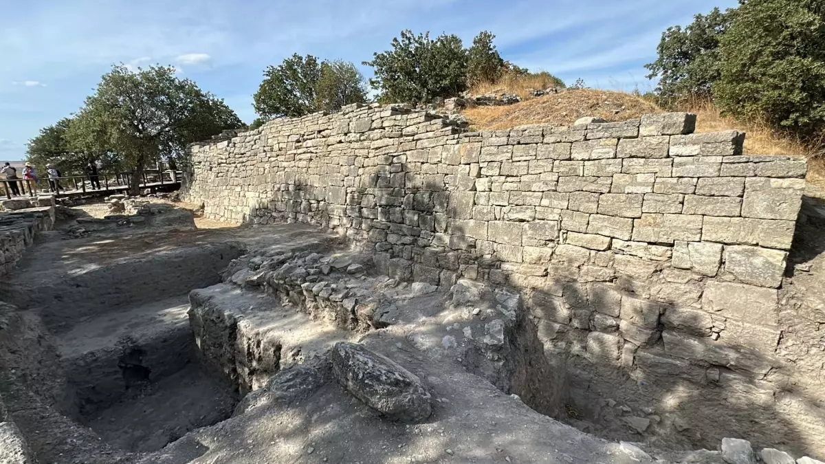 Troya'da Şaşırtan Buluntu