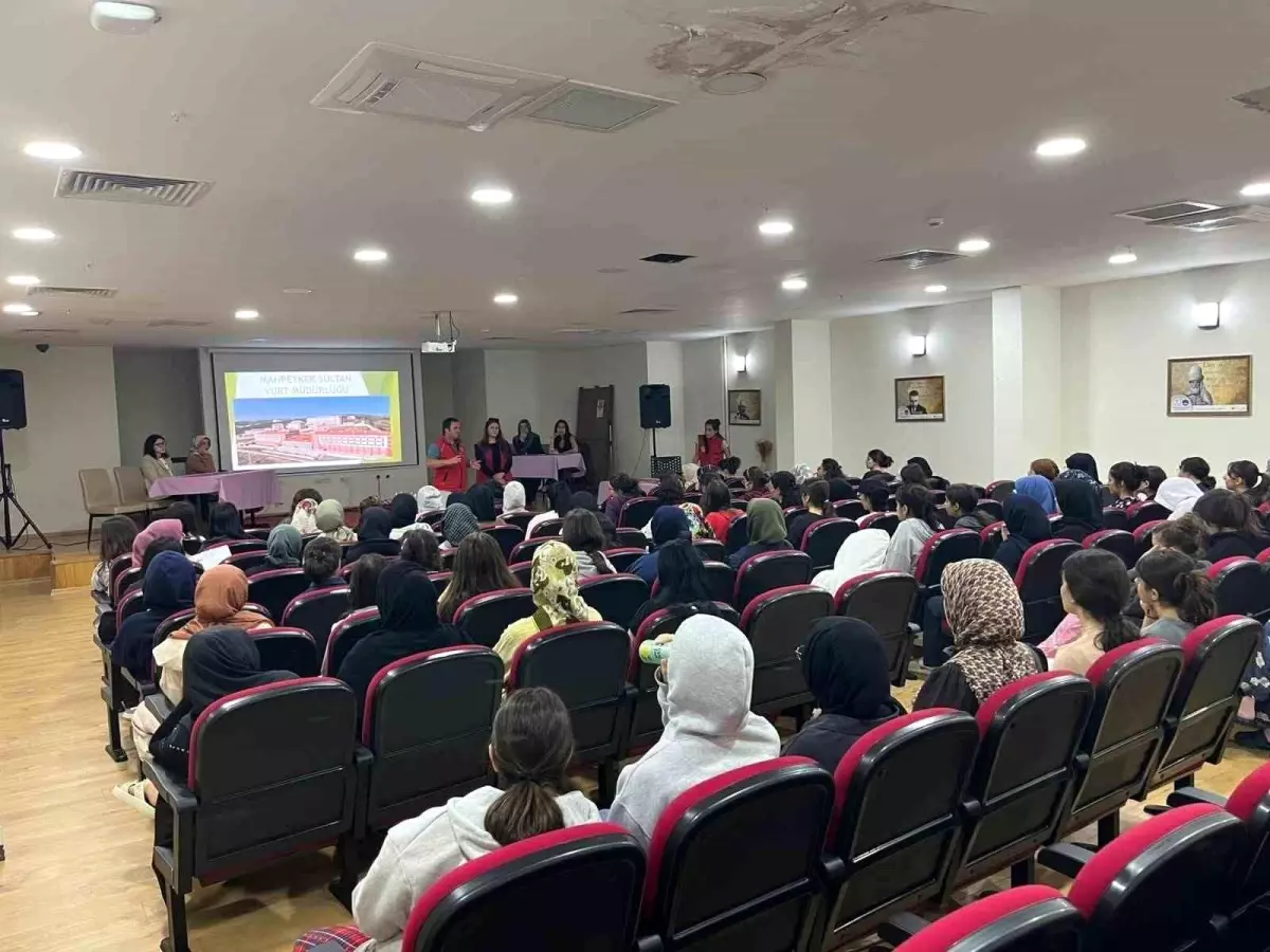 Düzce'de Öğrencilere Yurt Uyum Programı
