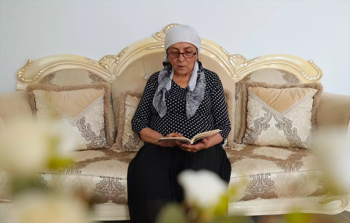 60 Yaşında Lise Diploması Aldı