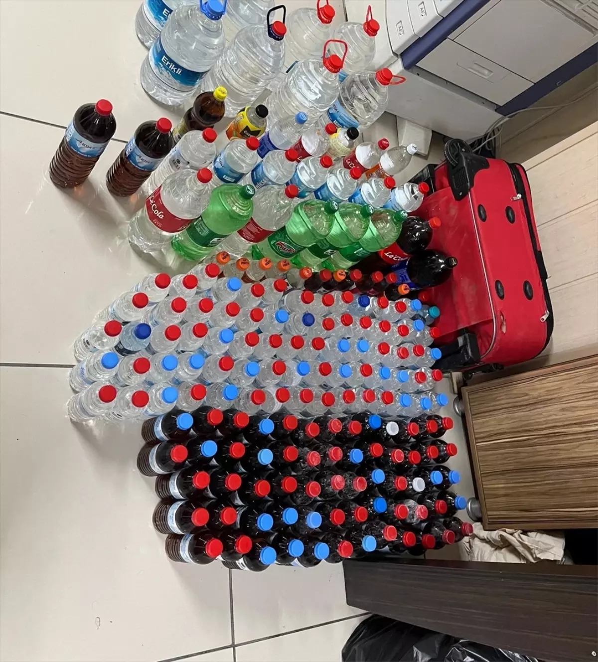 Niksar'da 68 Litre Kaçak Alkol Ele Geçirildi