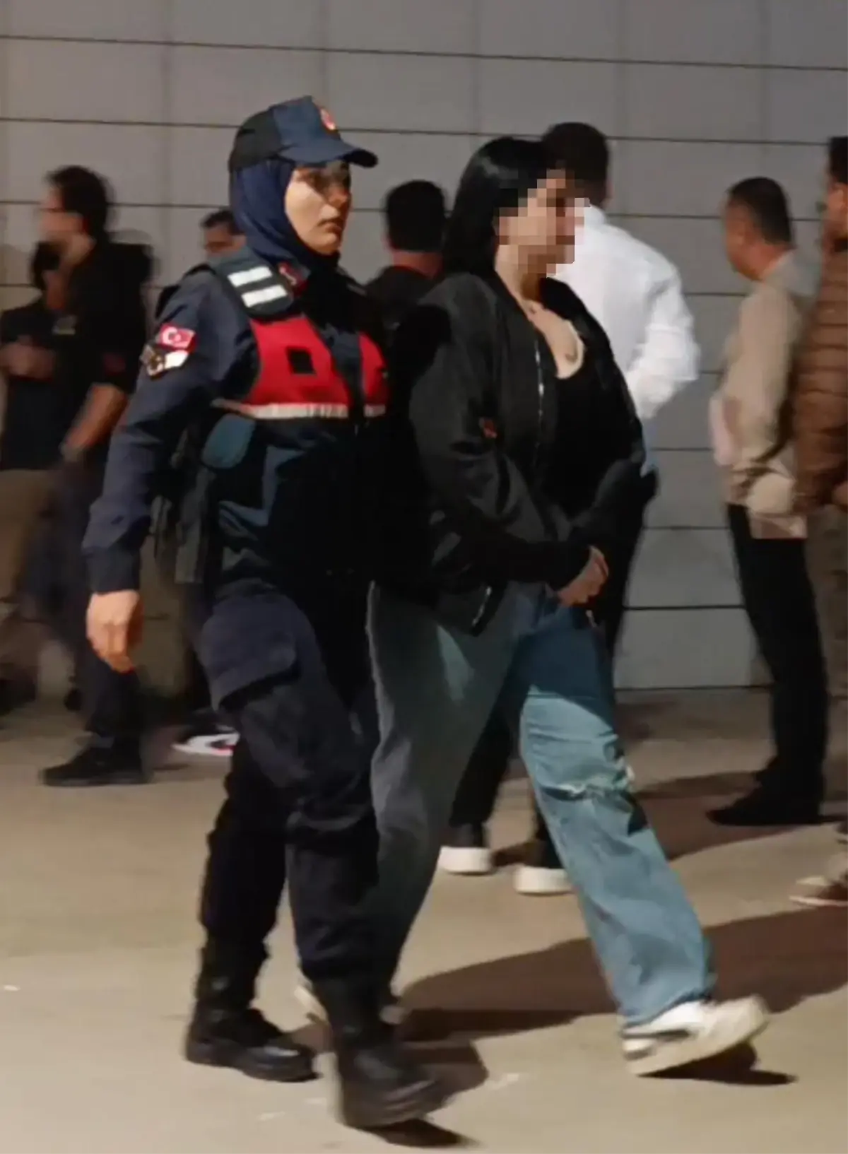 İnegöl'de Silahlı Kavga: 10 Gözaltı