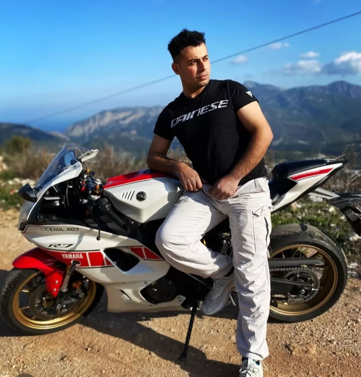 Kemer'de Motosiklet Kazası: 1 Ölü