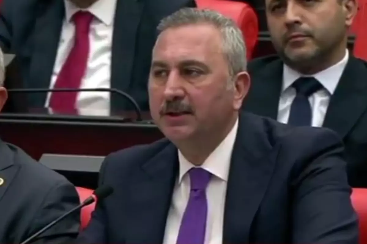 AK Partili Abdulhamit Gül: Kürtçe, bu toprakların en kadim dillerindendir