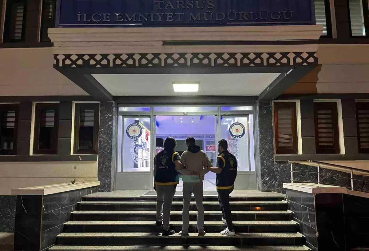 Mersin'de Kundaklama Olayı: 5 Araç Alev Alev Yandı