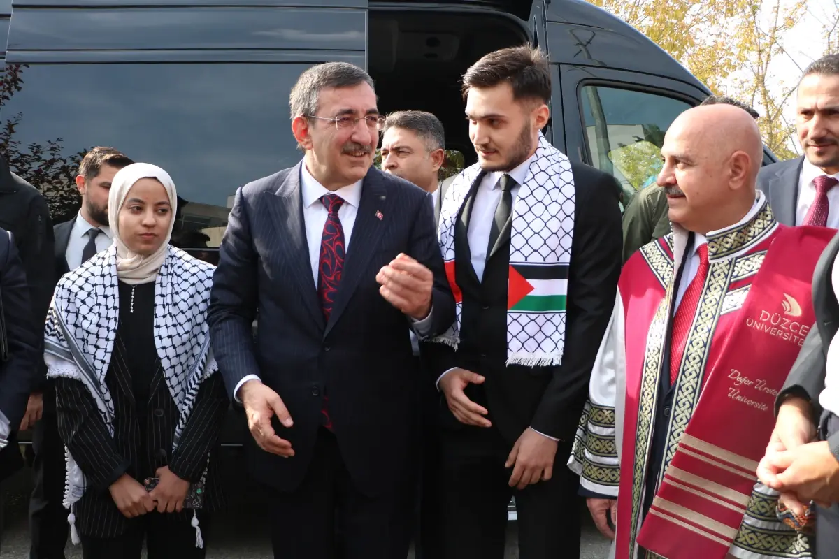 Cevdet Yılmaz: Zihinsel Duvarlar Örmemeliyiz