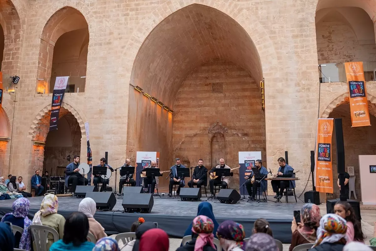 Mardin Kültür Yolu Festivali çeşitli konser ve etkinliklerle sürüyor