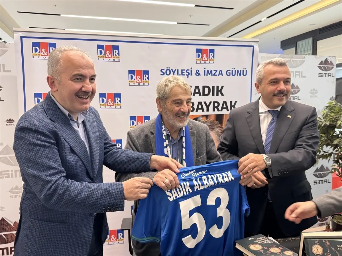 Sadık Albayrak Rize'de Okurlarıyla Buluştu