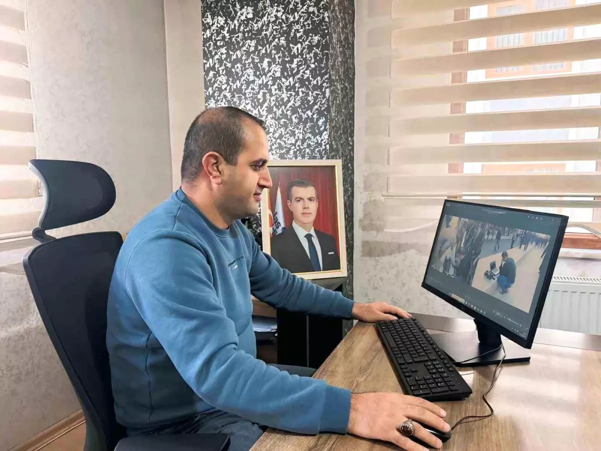 Van Depremi ve İHA Muhabiri Akkuş'un Anıları