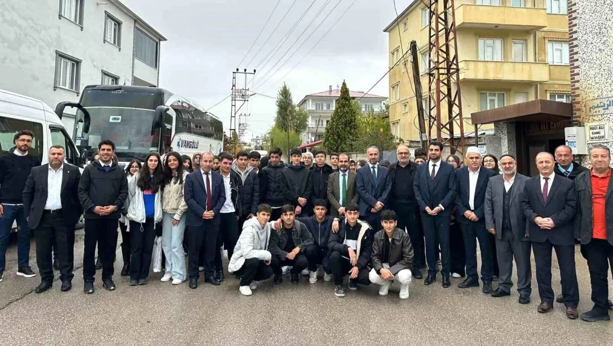 Gençlik Buluşması Van'da Düzenlendi