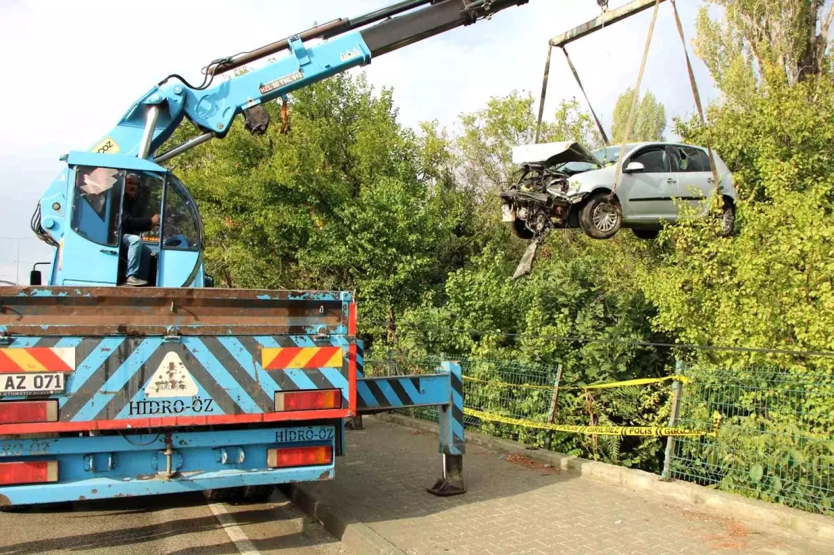 Amasya'da Üniversite Öğrencileri Kaza Geçirdi