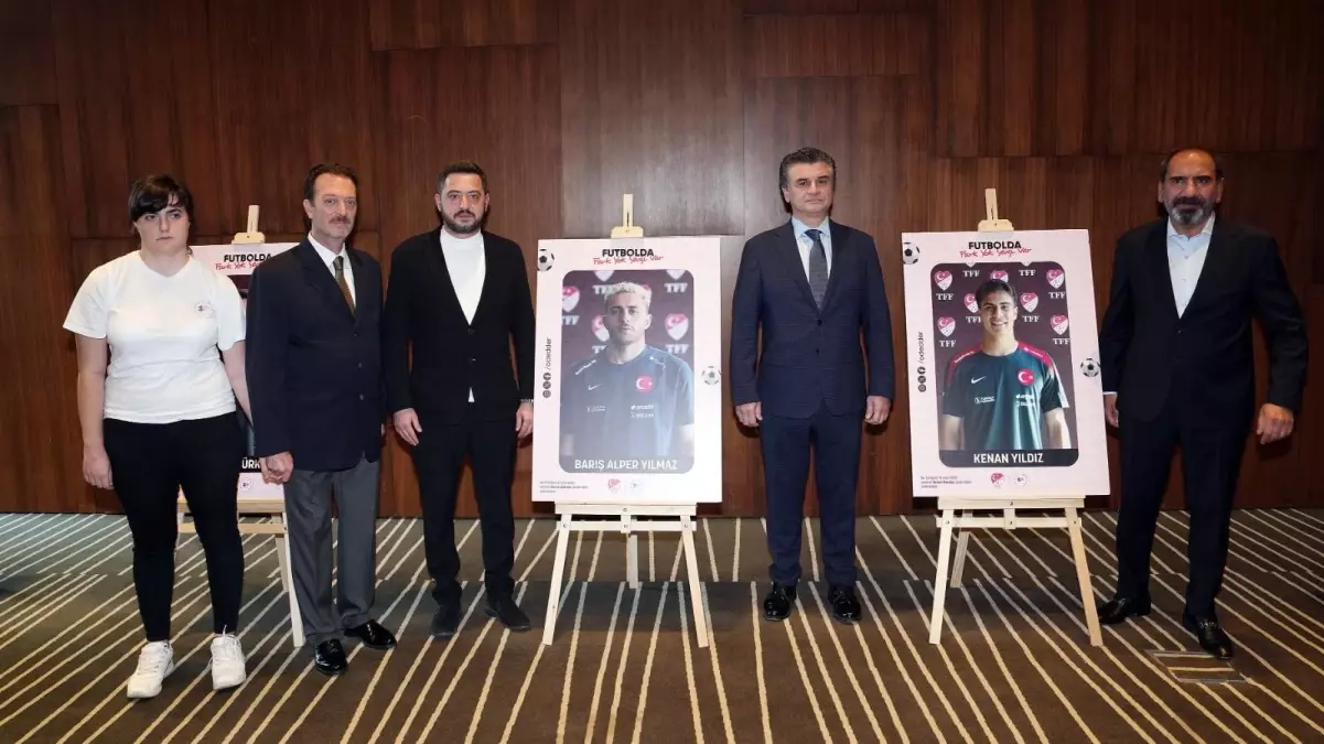 Otizmli Çocuklardan Millilere Fotoğraf