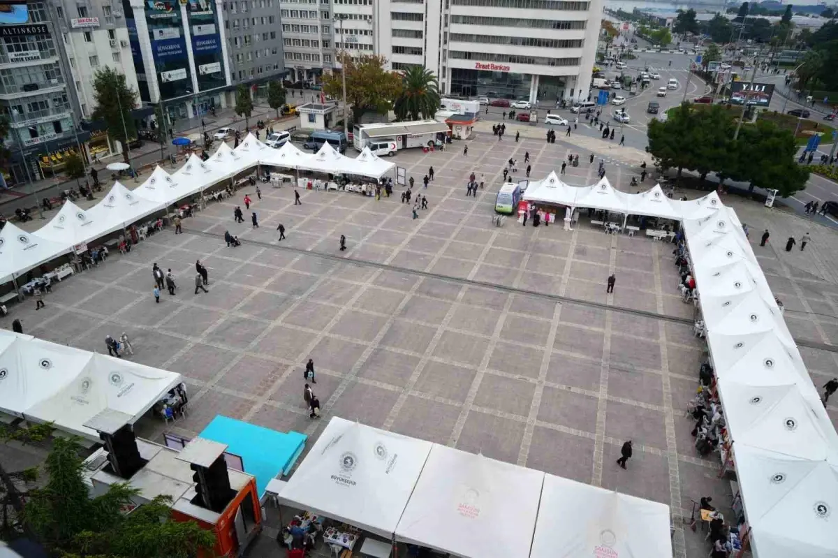 Samsun'da Kadın Emeği Pazarı Açıldı