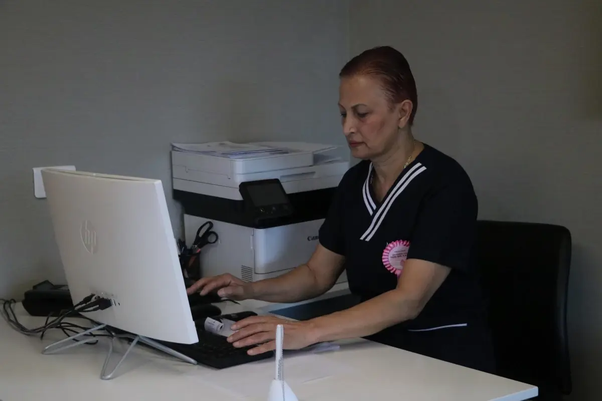 Hemşire Neşe Alptürk Erken Evre Meme Kanserini Yendi