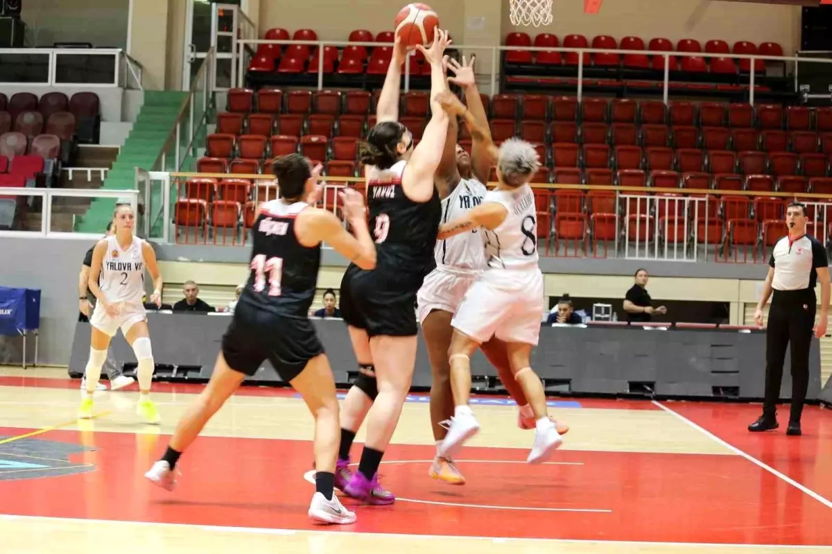 Mersin, Yalova VİP'i 68-65 Yendi