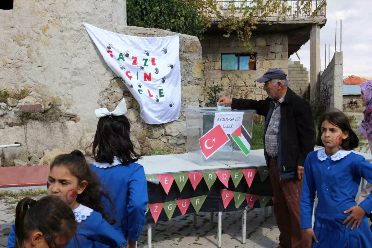 Şuhut'ta Gazze İçin Hayır Çarşısı Düzenlendi