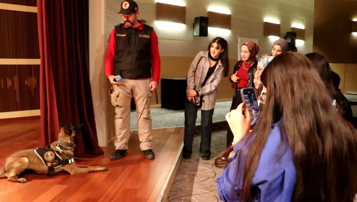 Hera, Uyuşturucuya Karşı Öğrencilerin Gözdeleri