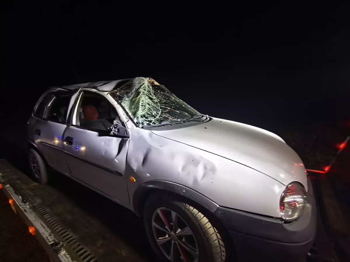 Keşan'da Takla Atan Araçta 2 Yaralı