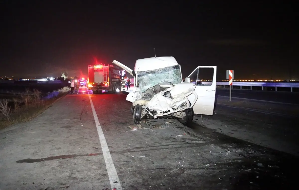 Reyhanlı'da Trafik Kazası: Genç Kız Hayatını Kaybetti