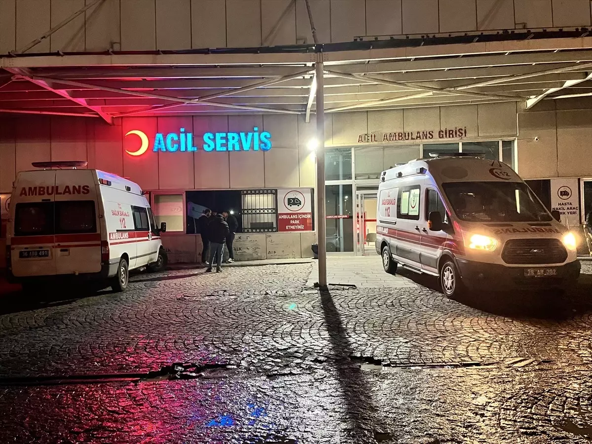 Baba, oğlunu avda kazara vurdu