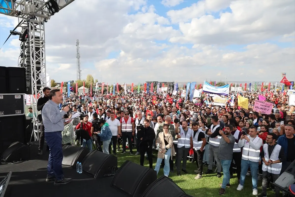 Murat Kekilli Kayseri'de Konser Verdi