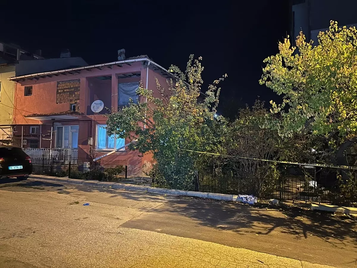 Uşak'ta Bıçaklı Kavga: Bir Tutuklama