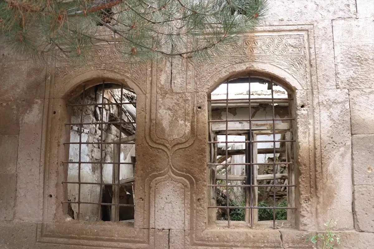 Bünyan'da Tarihi Konağın Restorasyonu ve Halı Müzesi