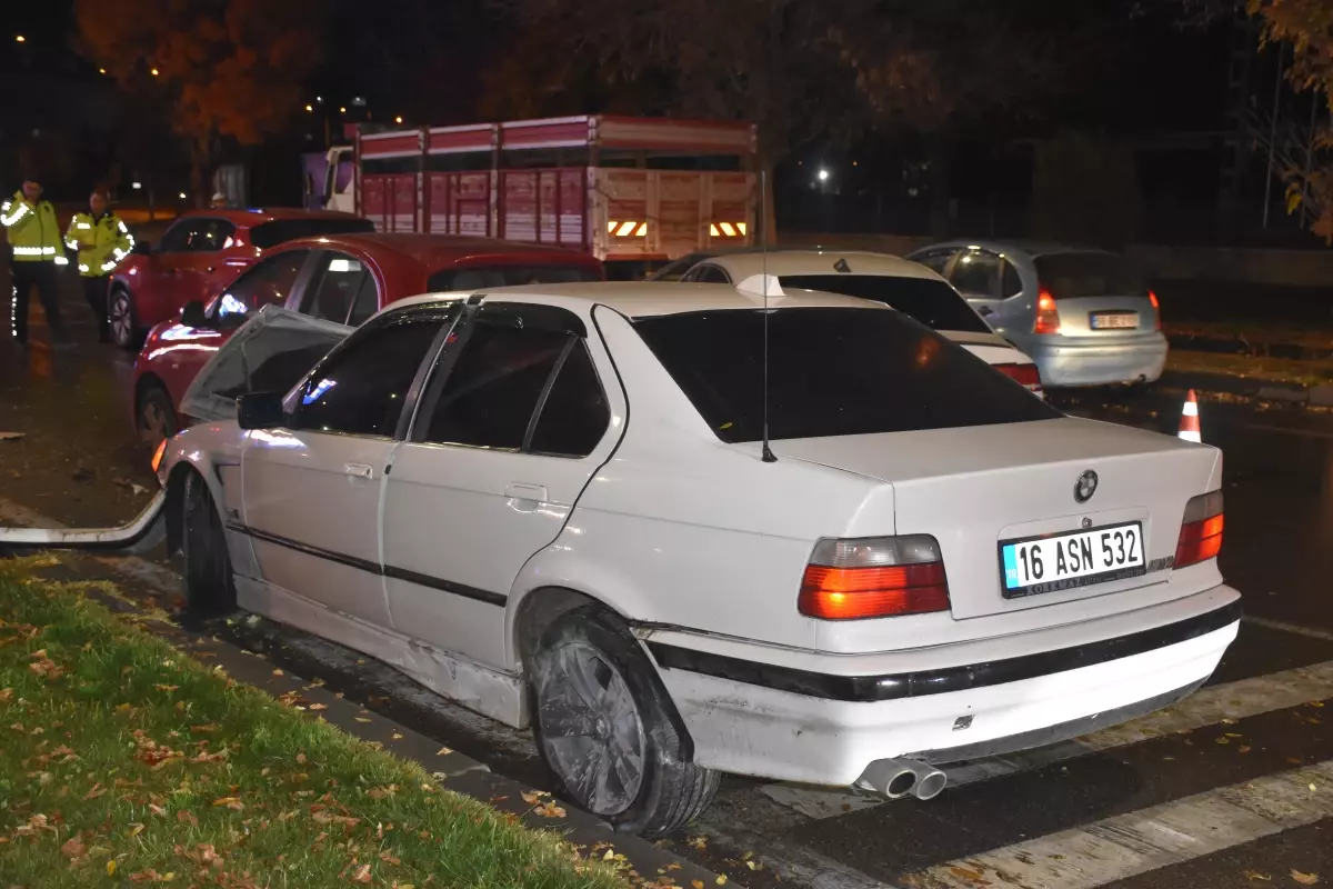 Sivas'ta Zincirleme Kaza: 1 Yaralı