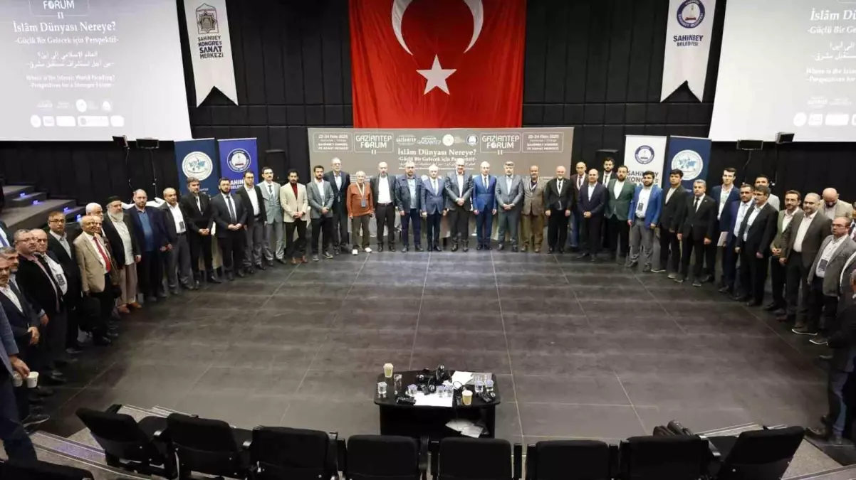 Gaziantep Forum II: İslam Dünyasının Geleceği İçin Sivil Toplumun Rolü Tartışıldı