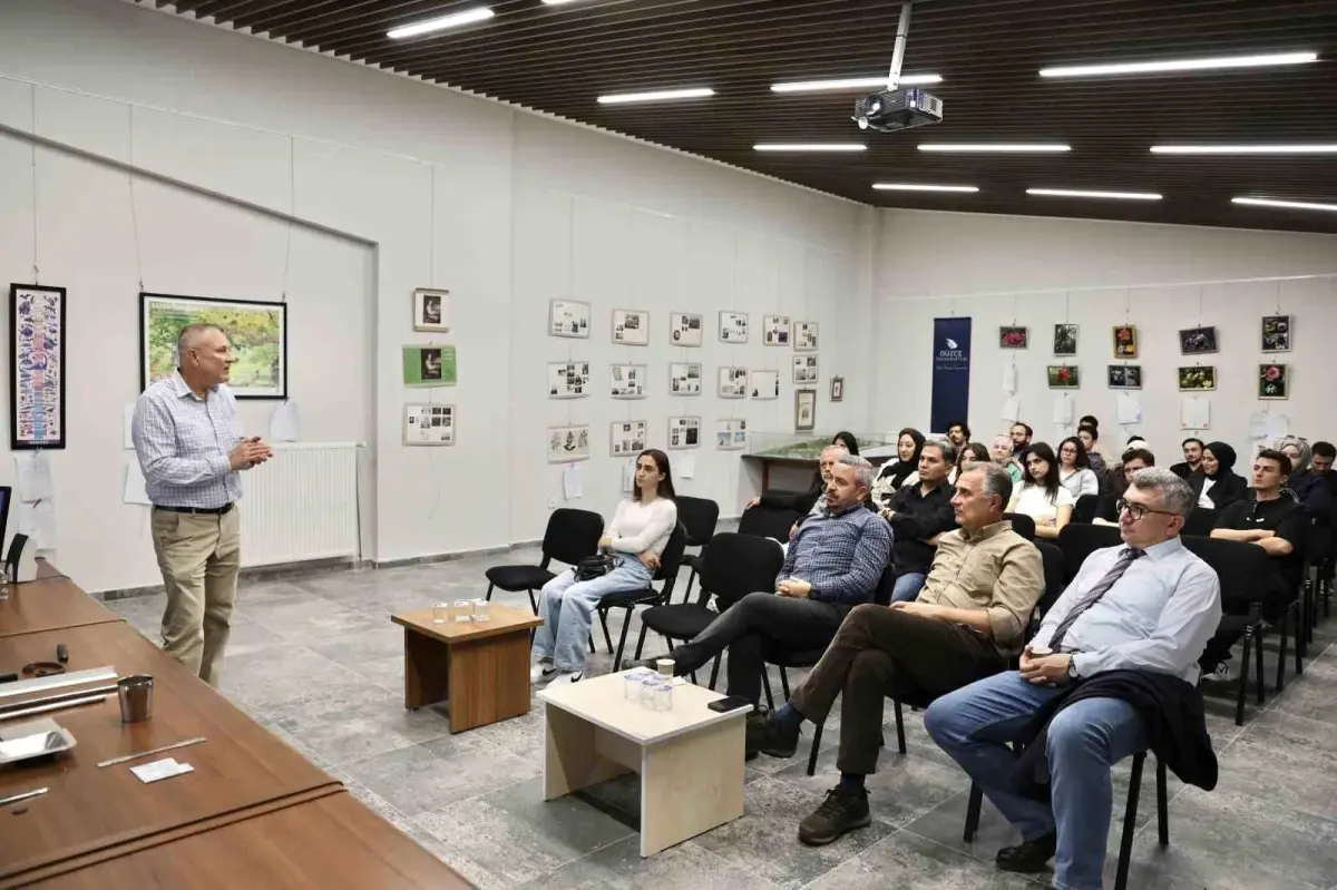 Düzce'de Bahçe Konferansı Düzenlendi