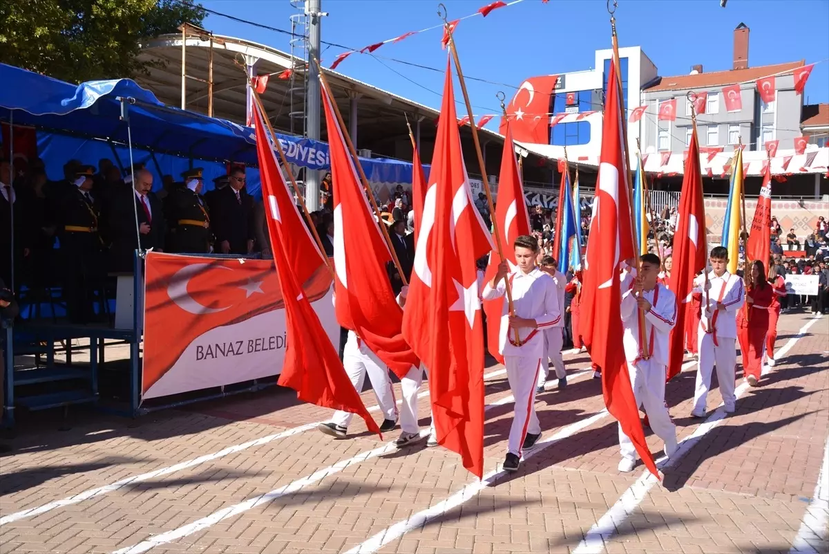 Banaz'da Cumhuriyet Bayramı Coşkuyla Kutlandı