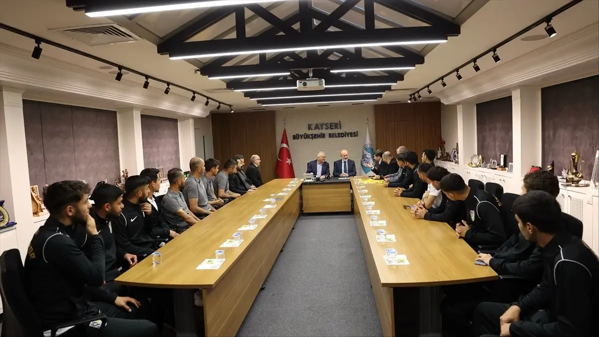 Kocasinan Şimşekspor'dan Ziyaret