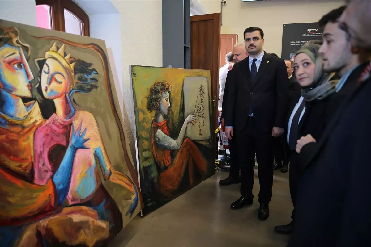 AK Parti Genel Sekreteri İnan, İzmir Kültür Yolu Festivali'ndeki sergileri gezdi Açıklaması