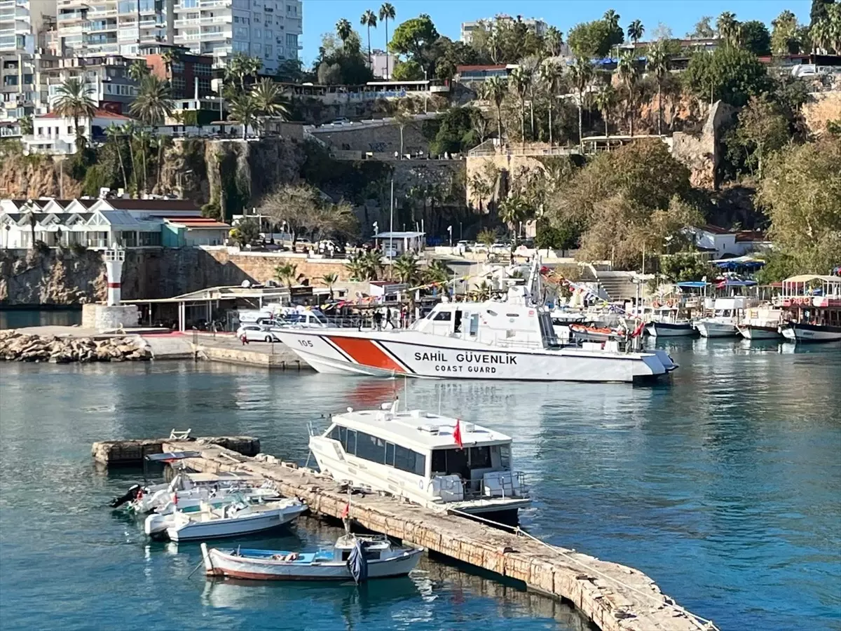 TCSG 105 Botu Ziyarete Açıldı