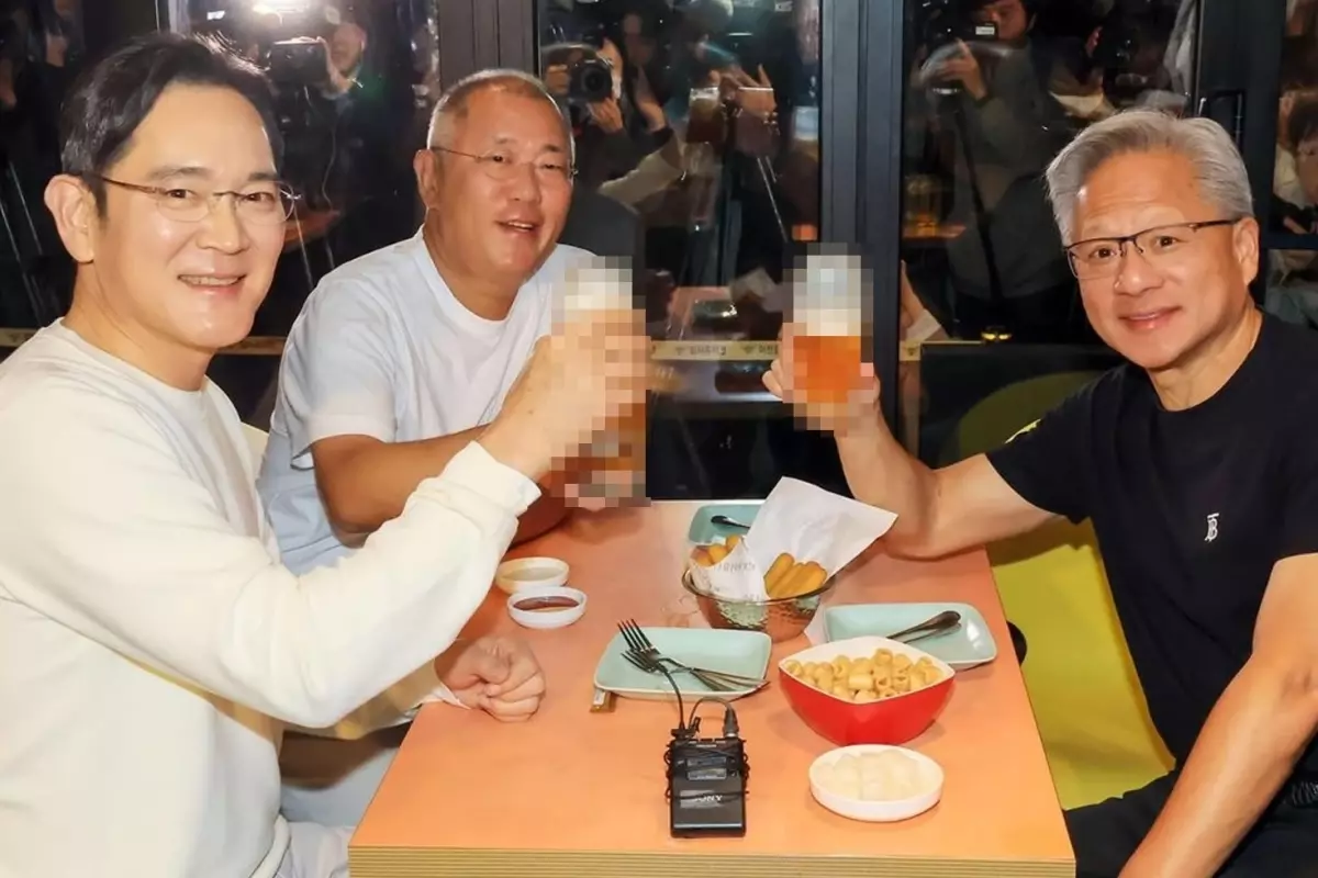 Samsung, Hyundai ve Nvidia'nın CEO'ları aynı masada