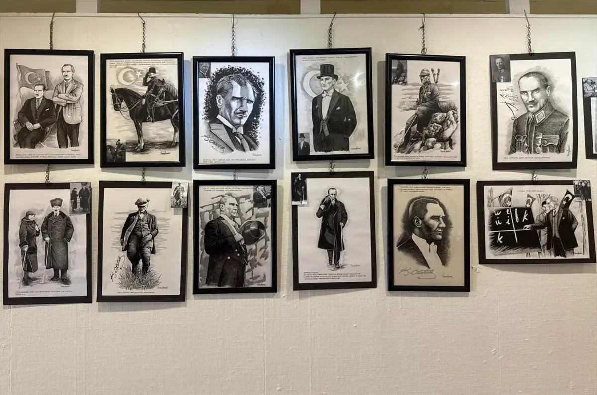 Atatürk'ü Anma Sergisi Açıldı