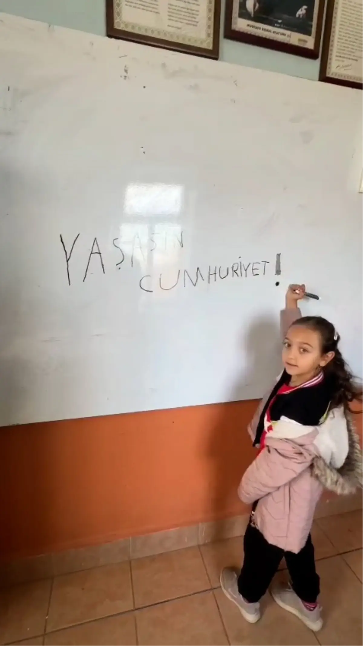 Ilgın'da 1 Öğretmen ve 1 Öğrenci ile Cumhuriyet Bayramı Kutlandı