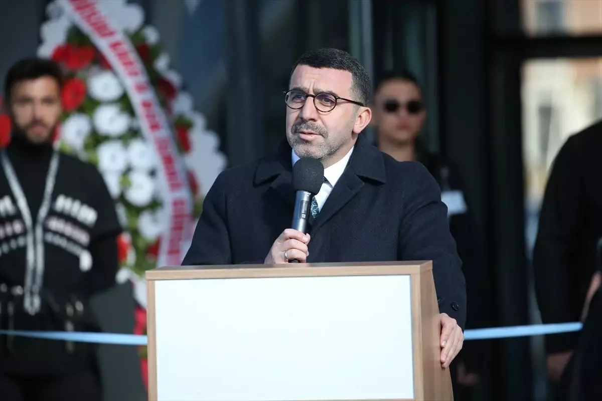 Kars'ta Yeni Otobüs Terminali Açıldı