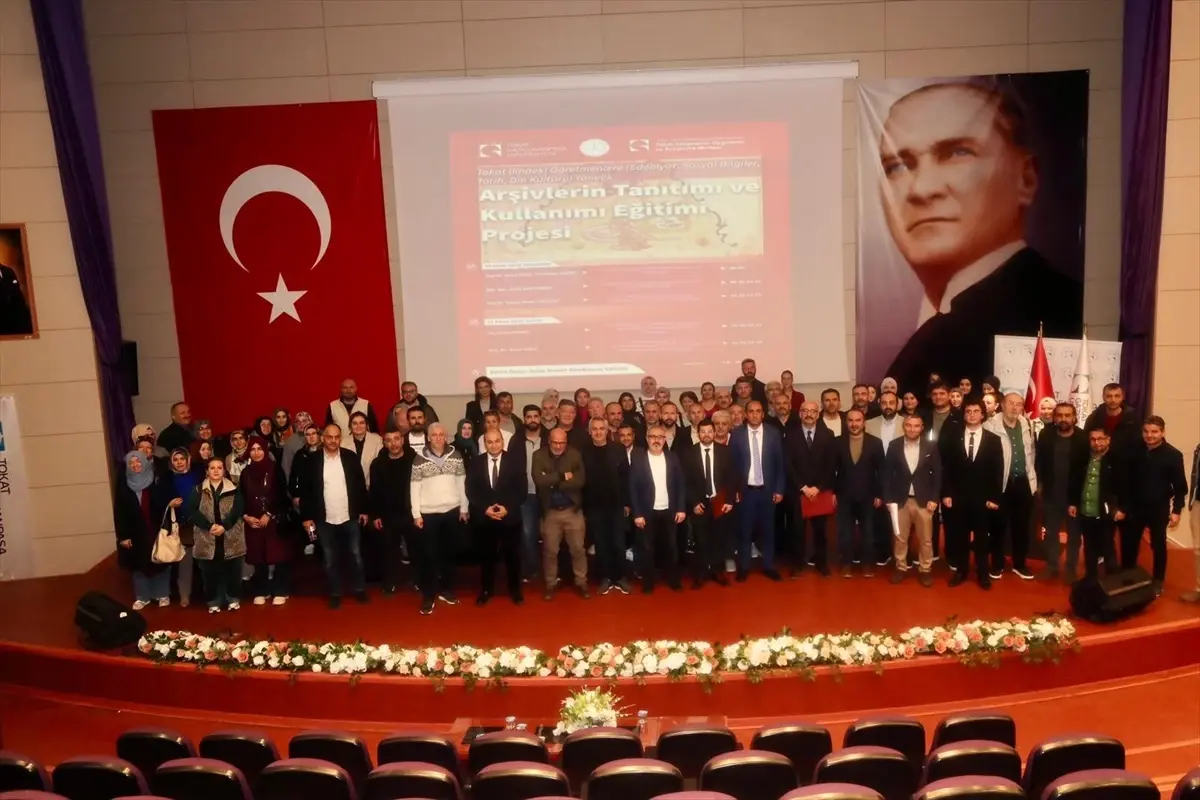 TOGÜ'de 'Arşivlerin Tanıtımı ve Kullanımı Eğitimi Projesi'