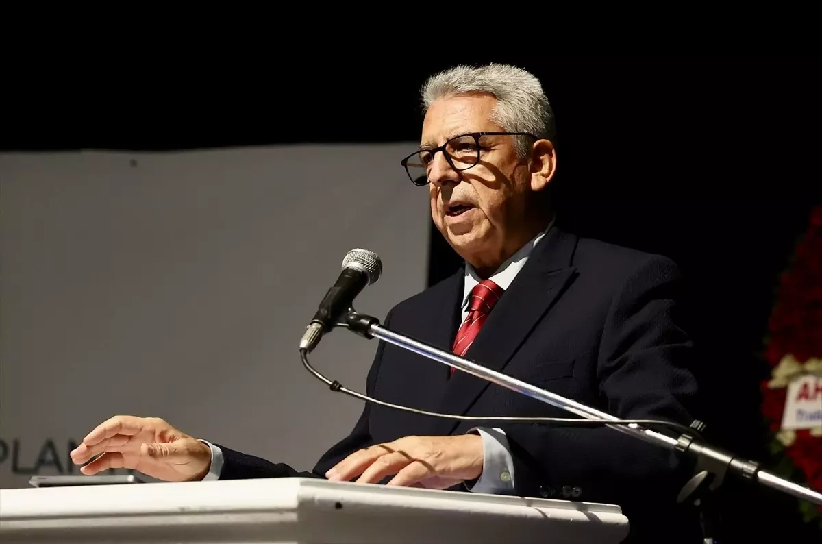 Türkçe'nin Korunması İçin Toplantı