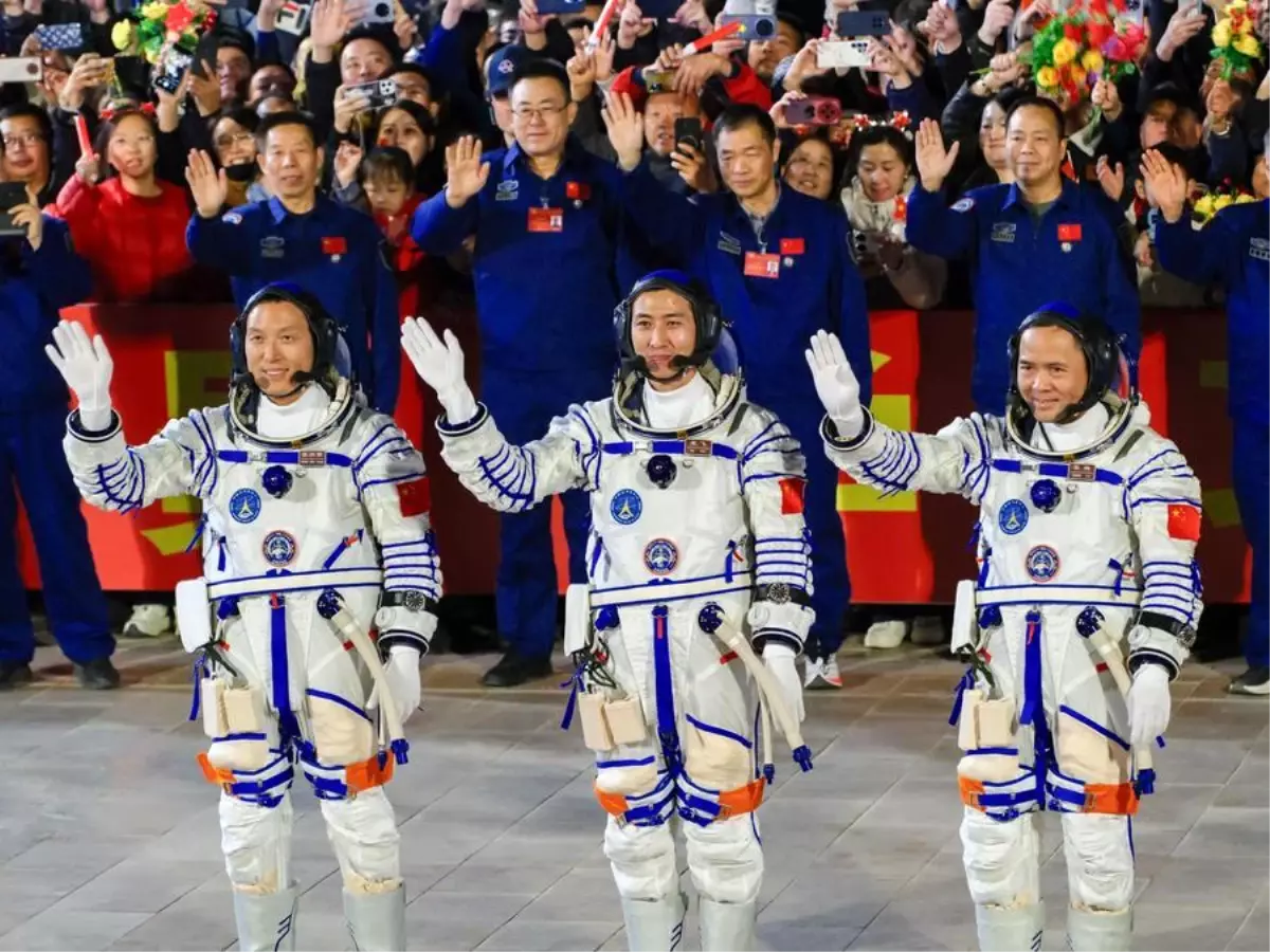 Çin, Shenzhou-21 ile Uzaya Astronot Gönderdi
