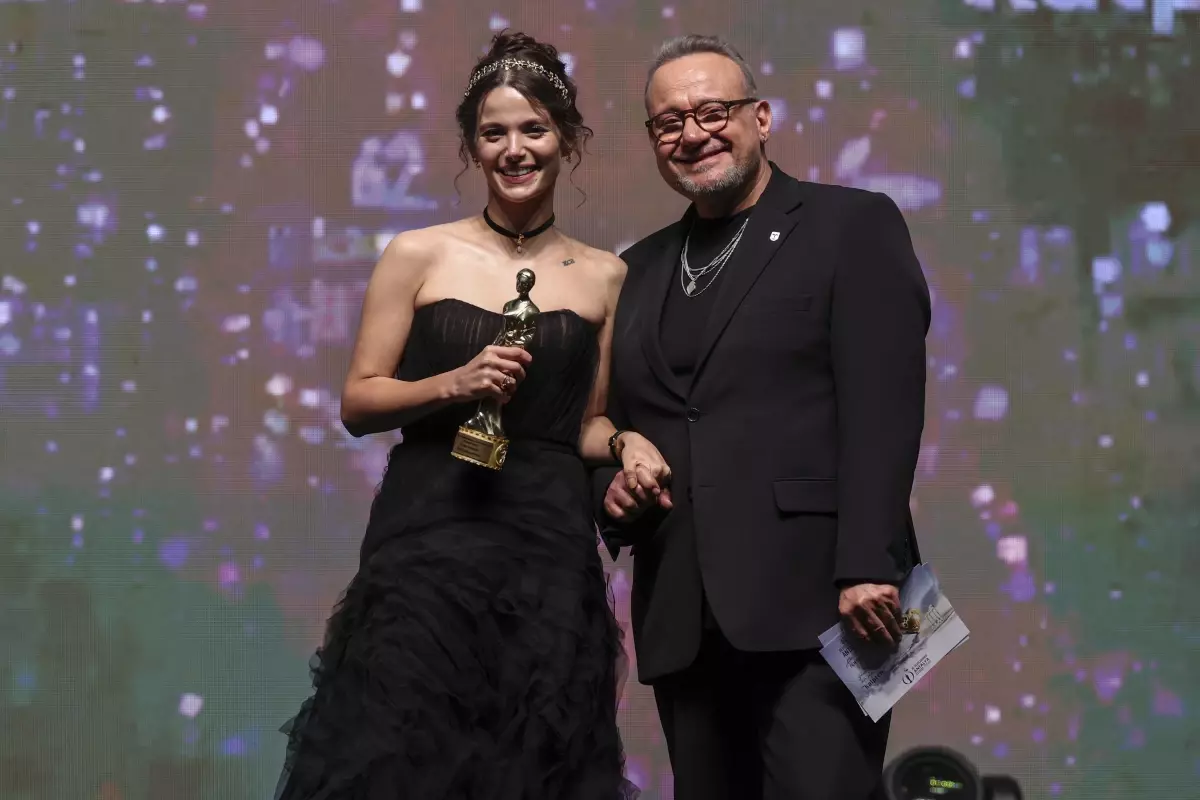 Altın Portakal'da Tavşan İmparatorluğu'na 7 Ödül