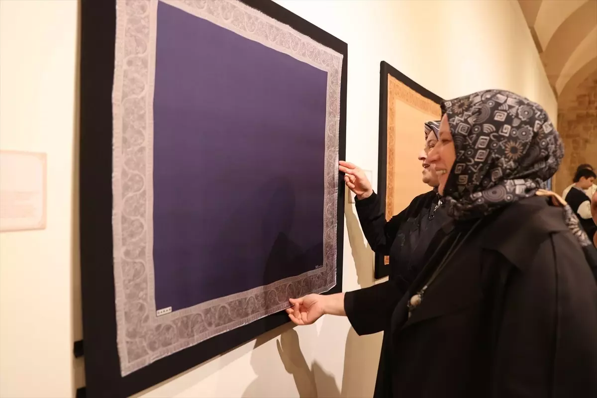 Mardin'in Geleneksel Motifleriyle İpek Eşarp Sergisi