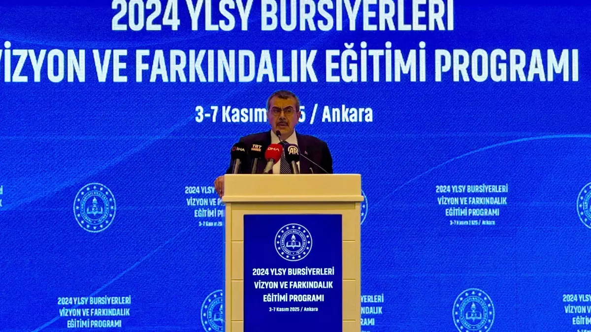 YLSY Burslarıyla 22.487 Öğrenci Yurt Dışında
