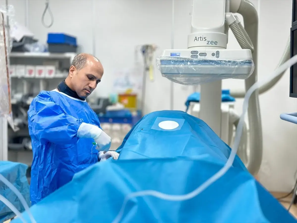 Siirt'te Kalp Damar Tıkanıklığı Tedavi Edildi