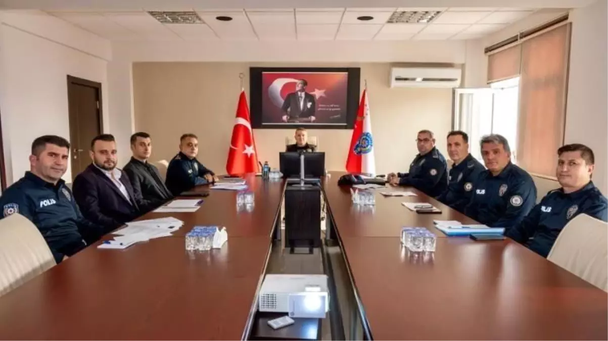 Emniyet Müdürü'nden Teknoloji Toplantısı