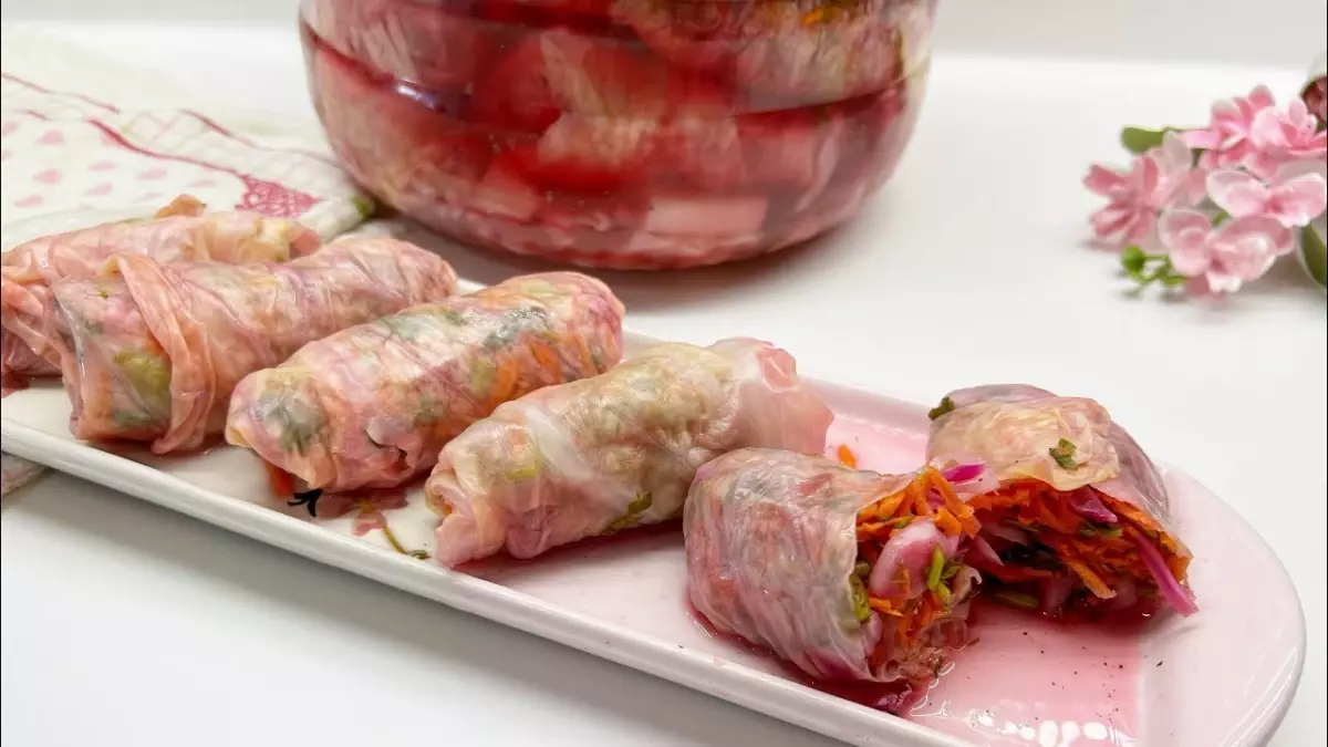 Sarma ve Turşu lezzeti birleşti: Lahana Sarması Turşusu